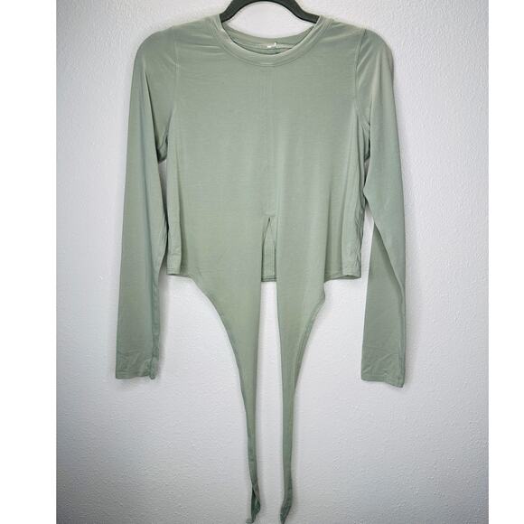 Lululemon Dusty Green Long Sleeve Round Neck Front Tie Crop Top Shirt 6 - Picture 2 of 8